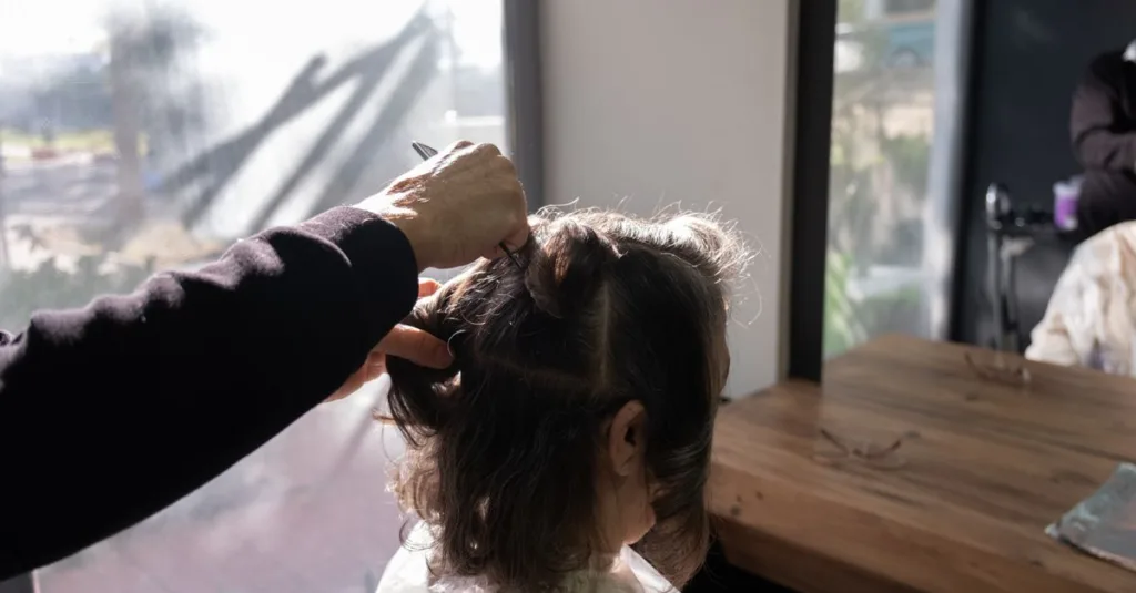 découvrez les dernières tendances en coiffure pour tous les styles et toutes les occasions. inspirez-vous avec nos idées de coiffures faciles à réaliser et élégantes.